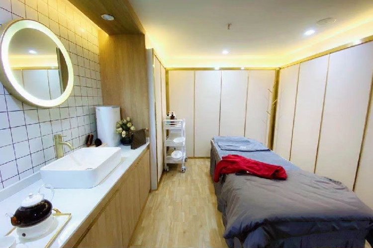 美容院老板转型新美业的3个血泪史