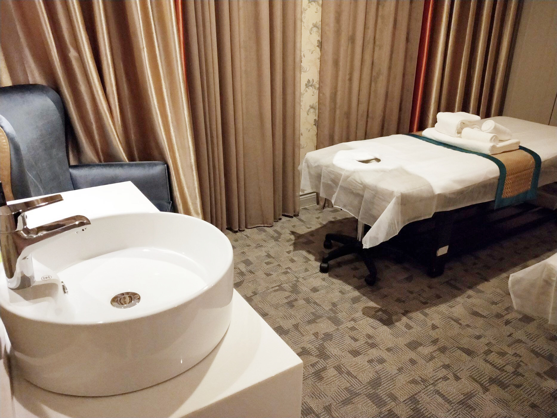 2026美业小店赚钱指南：把4件事做透，比瞎忙强10倍